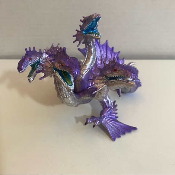 Set of 4 Safari LTD Hand-Painted Mythical Dragon Figure Toys - Picture 10 of 16